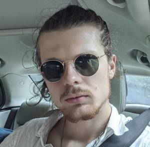 Meet your Posher, Wesley